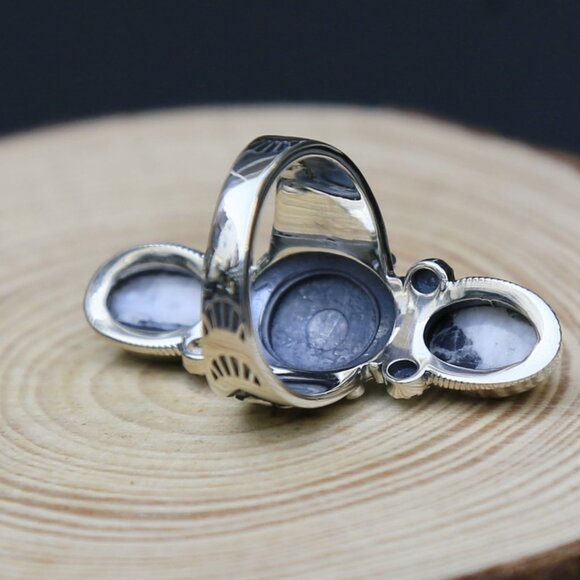 Artisan ✦ White Buffalo Statement Ring ✦ Dual Gem Sterling Silver Floral Band 9 - Picture 14 of 16